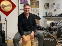Drummer Torsten im Probenkeller